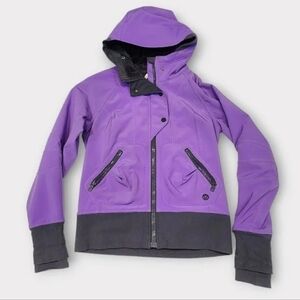 Size 8 - Lululemon Escapade Jacket